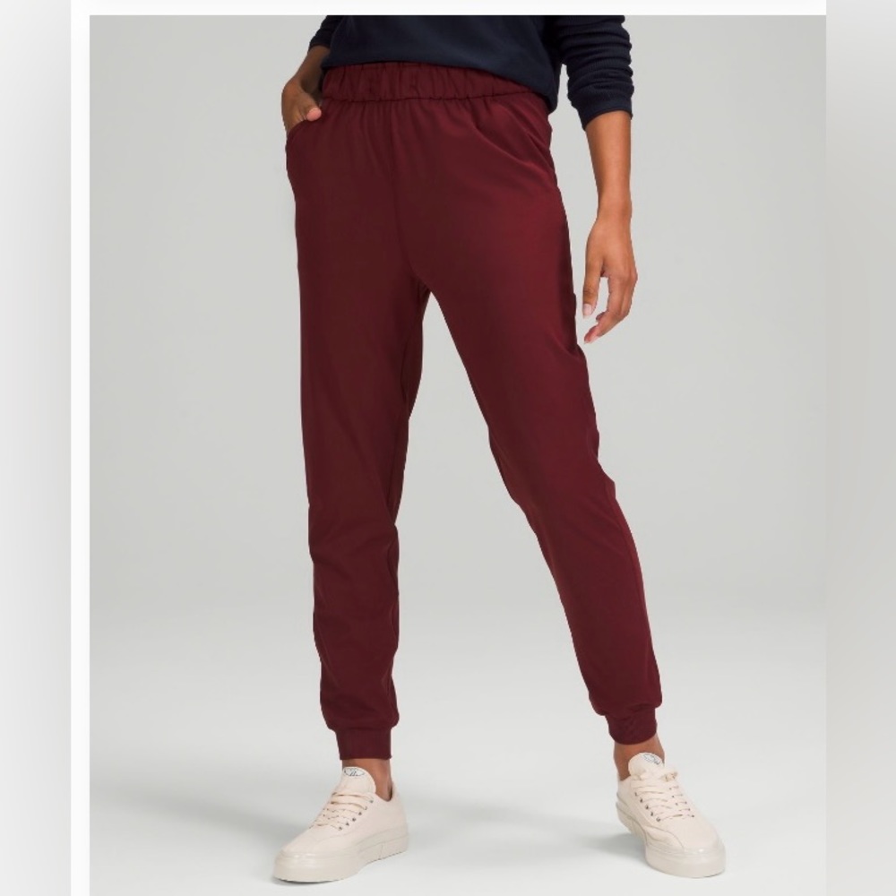 Lululemon joggers